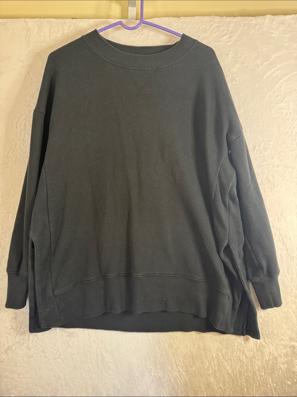 Aerie Oversized Black Crewneck Sweater Large